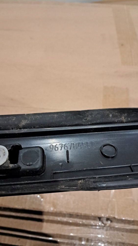 фото №9, Citroen c4 picasso ii правая молдинг стекло лобовое ktpd 9676784980