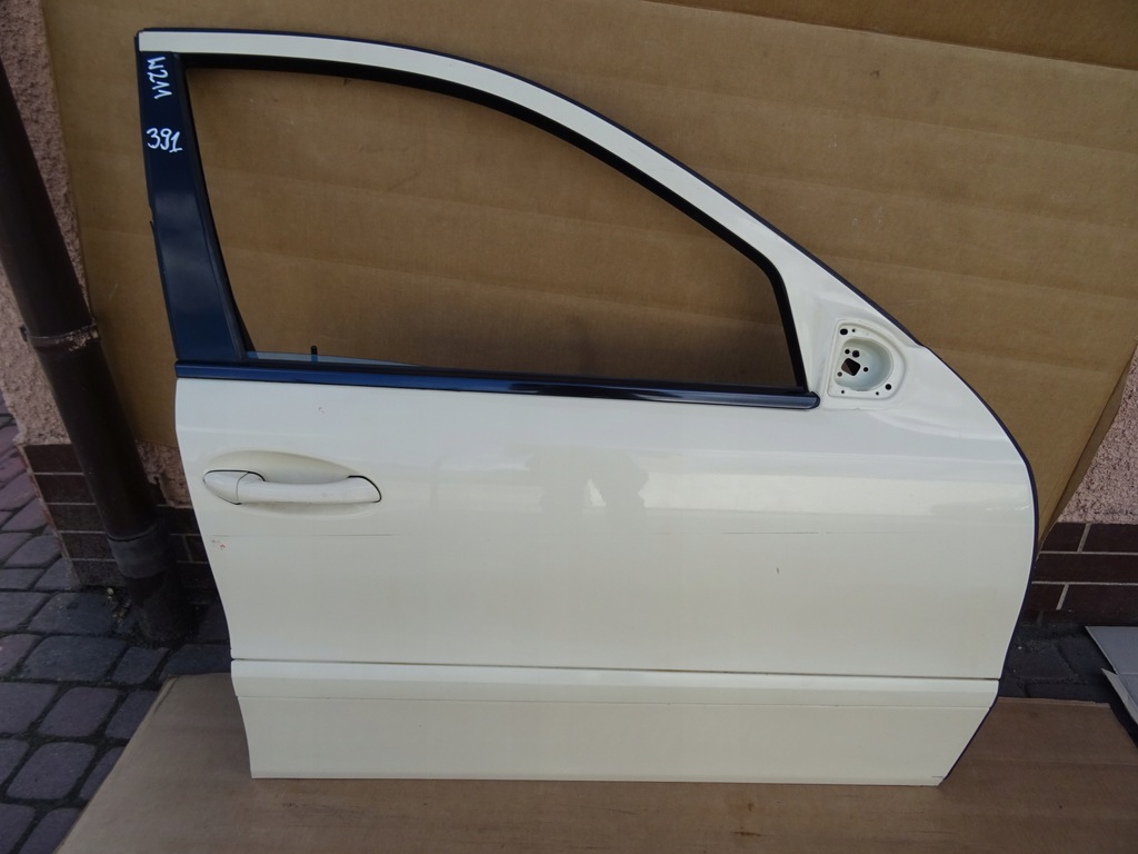 фото №1, Mercedes w211 дверь правое перед