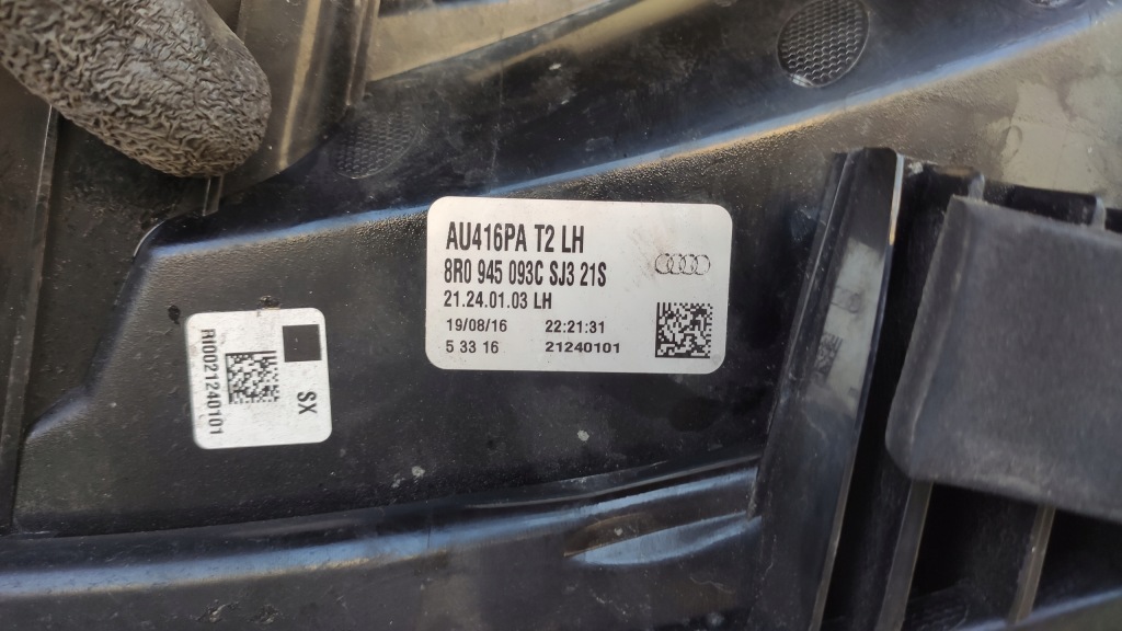 Audi q5 8r рестайлинг  sq5 фара левый задний  led 8r0945093c Цена