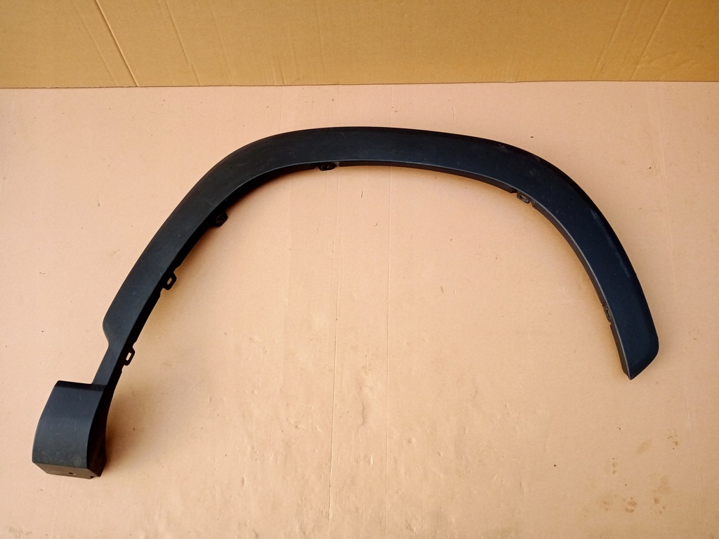 фото №1, Toyota corolla cross правая молдинг крыла перед