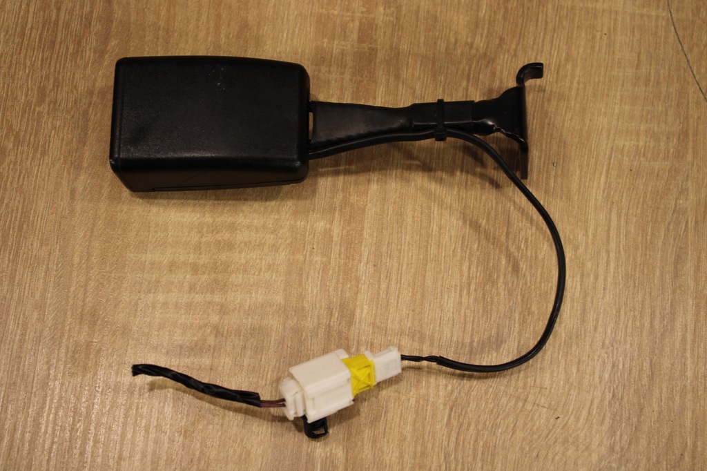 фото №1, Клипса поперечина правый задняя maserati ghibli 13-