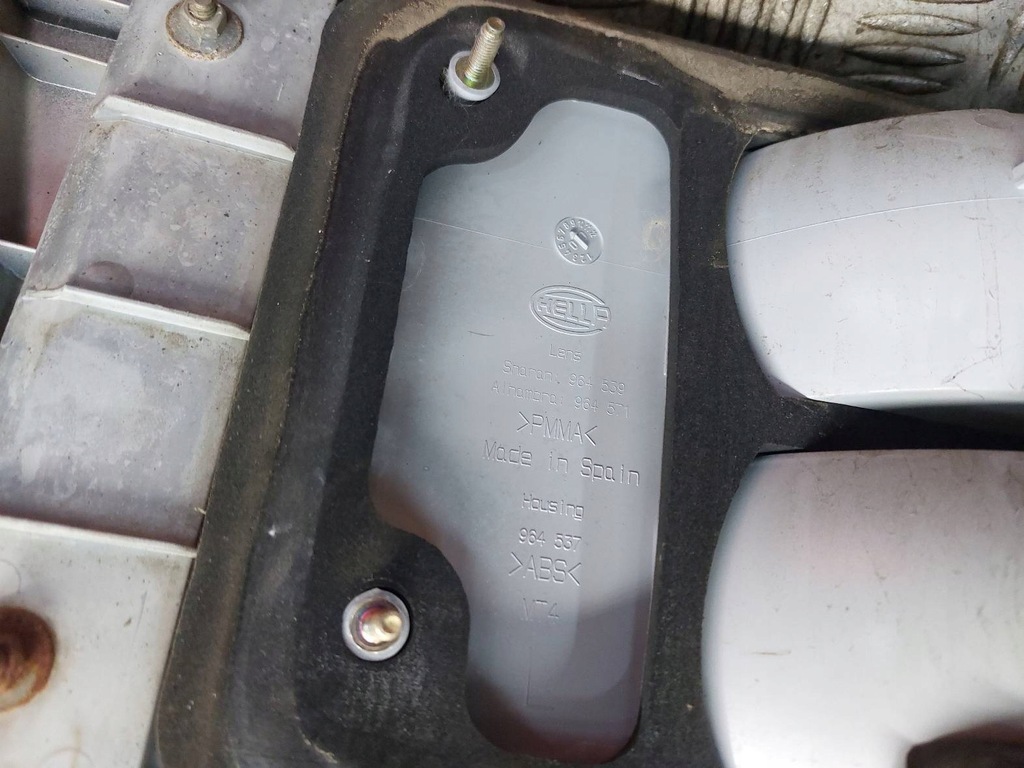 фото №10, Накладка крышки багажника seat alhambra mk1 lift lb7z