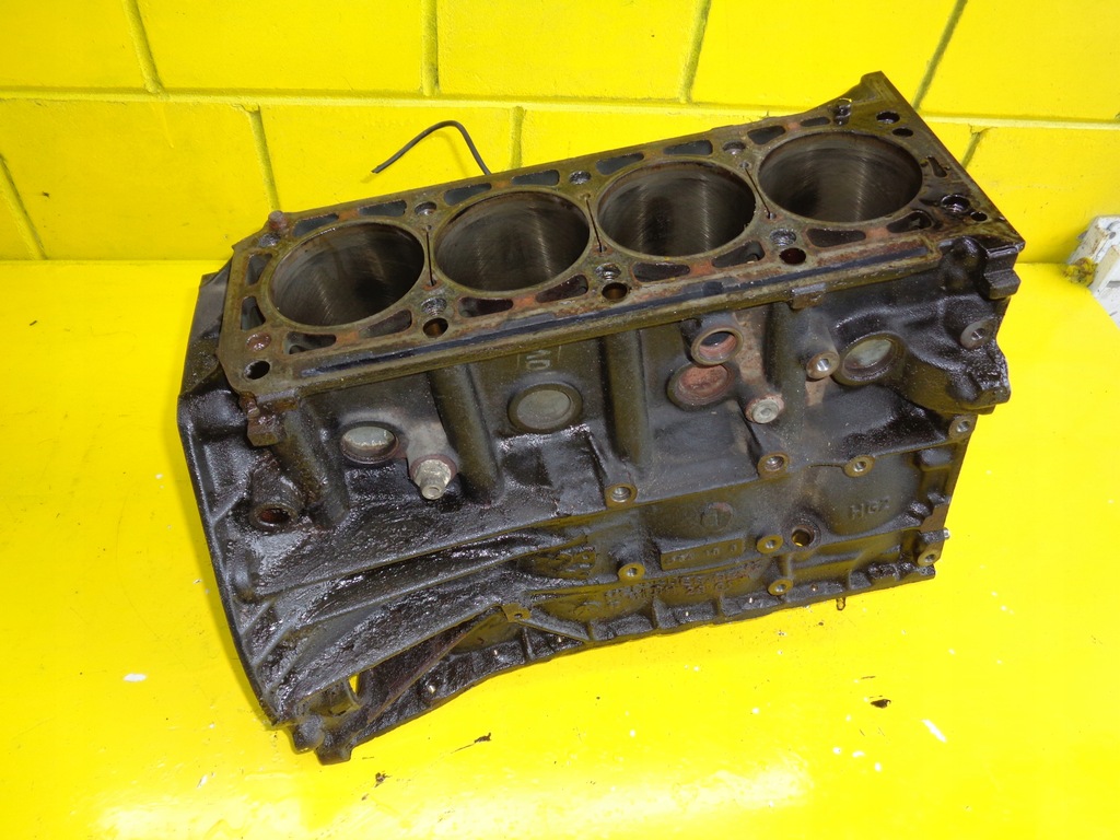 фото №1, Mercedes clk w208 2.3k блок двигателя