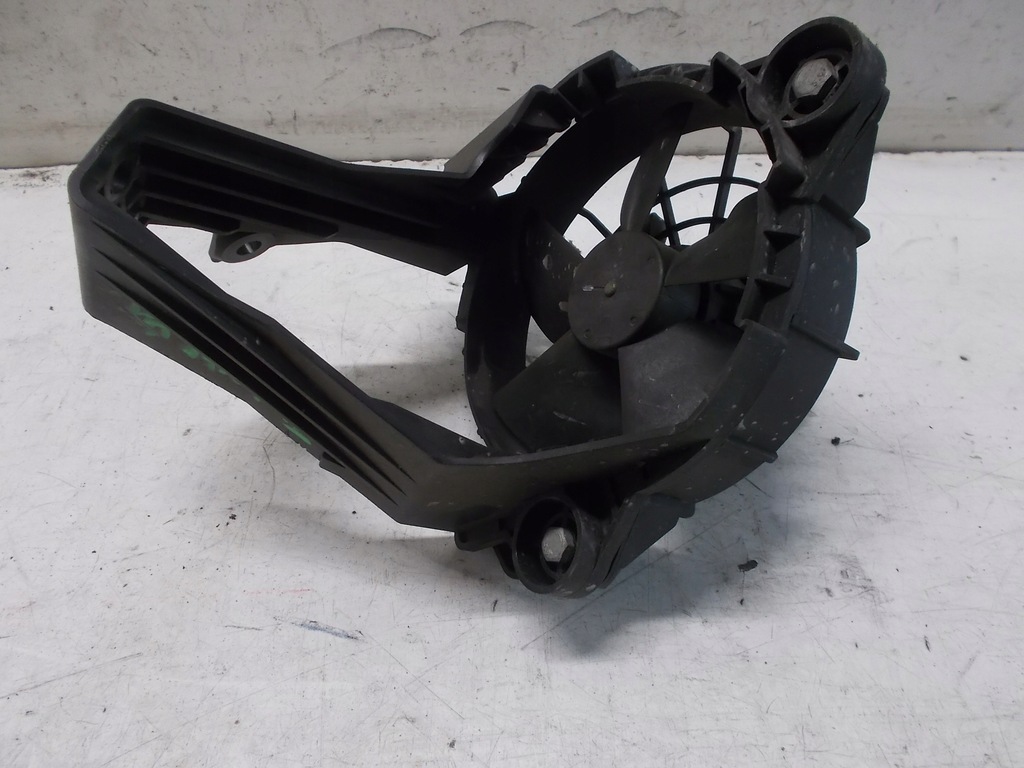 фото №1, Renault twingo iii вентилятор 214816977r