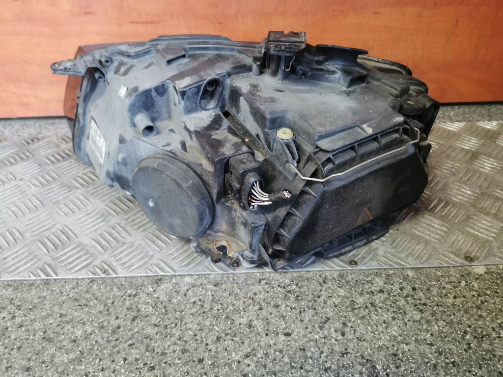 Фара led audi a5 оригинальный номер uk с блок розжига 8t0941004m с Разборки