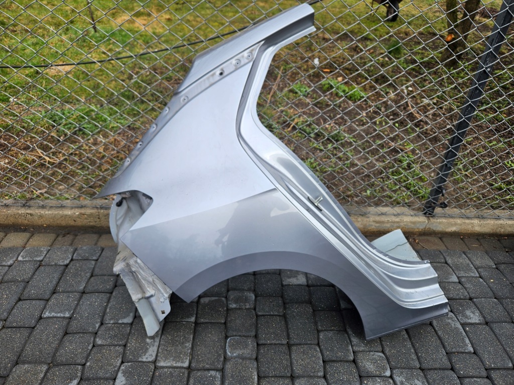 Купити Чверть задній задня opel corsa f правий kca