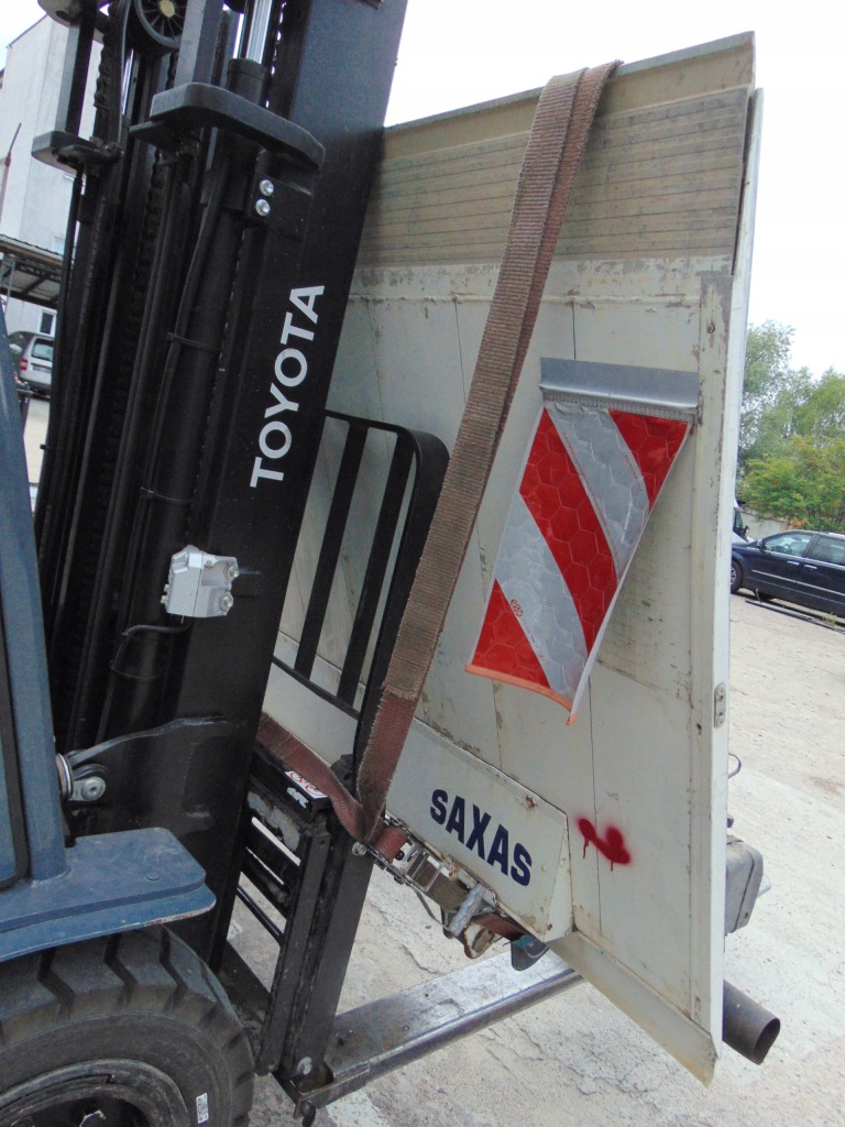 Підйомник вантажна sorensen x 750 iveco daily 2014r- Зі Шроту