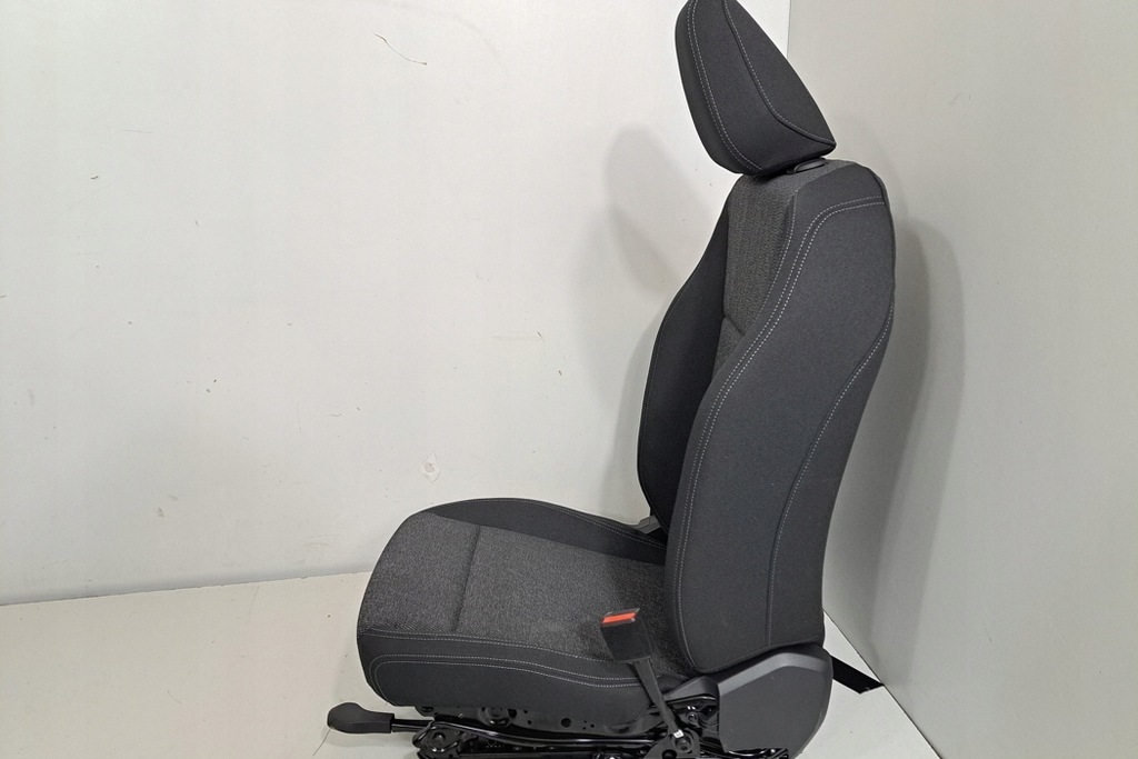 фото №13, Комплект сидений bmw 4 convertible g23, g83 5a1ca98 1.5l hybrid 2022