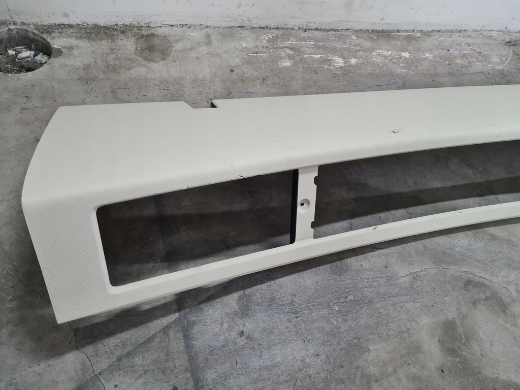 фото №6, Volvo fh4 полка верхний бардачок задняя корпус