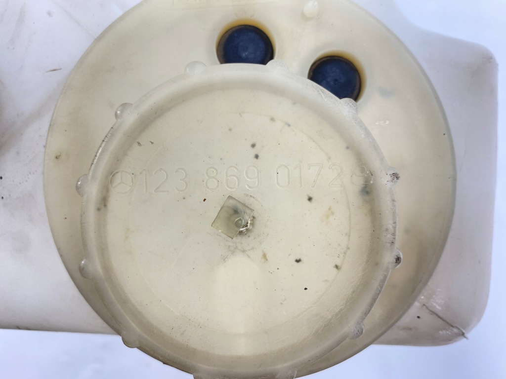 Бачок жидкость омывателя mercedes r129 1298600360 Недорого