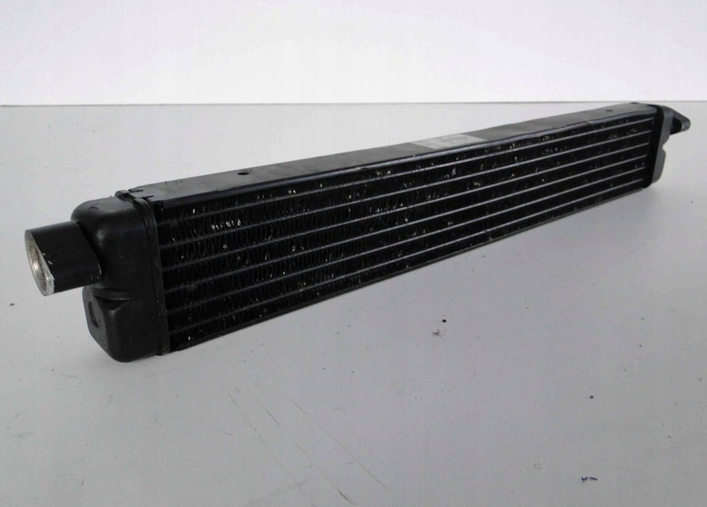 фото №4, Mercedes sl r231 231 радіатор оливи 63 amg