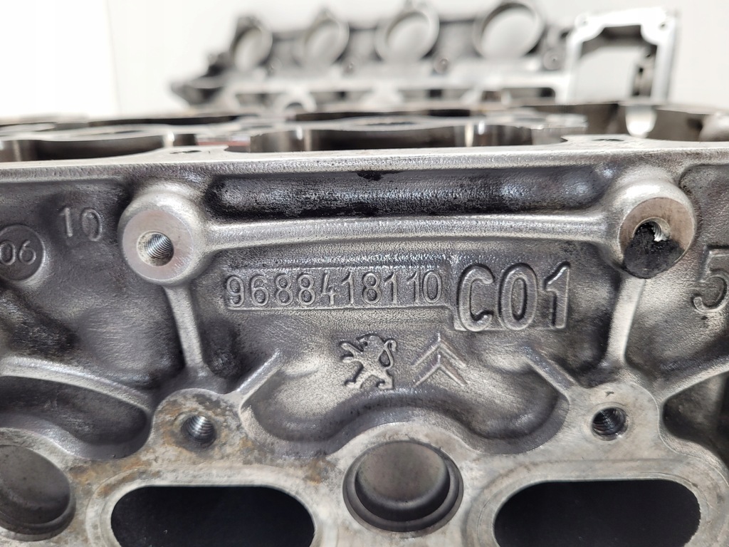 фото №11, Головка citroen peugeot ford 2.0 hdi rh02
