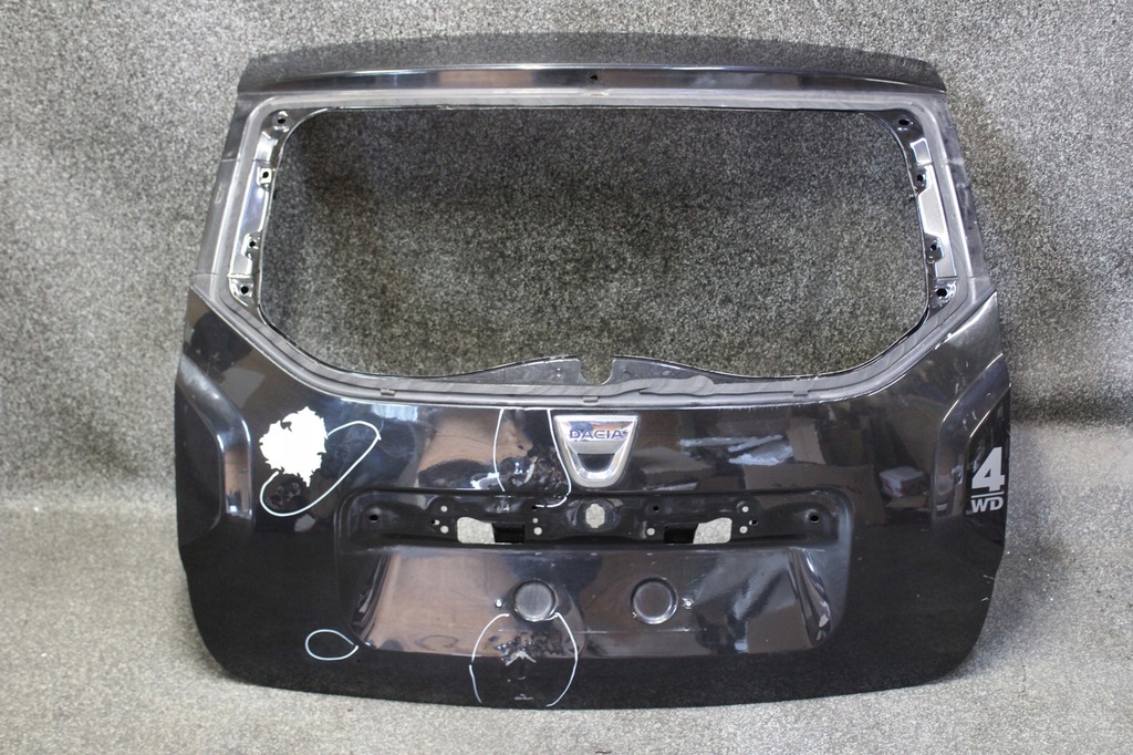 фото №1, Dacia duster 10-17 крышка багажника багажника задняя задняя