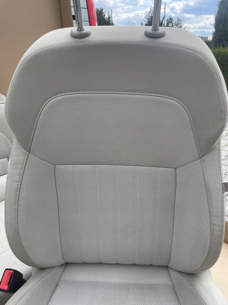 фото №10, Сидіння заднє сидіння skoda superb iii sedan електрика jak nowe