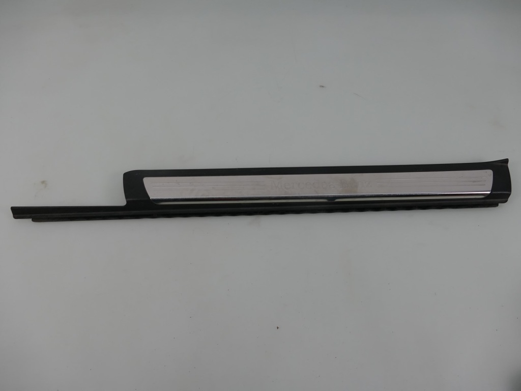 фото №1, Mercedes r172 w172 slk молдинг порог накладка l.