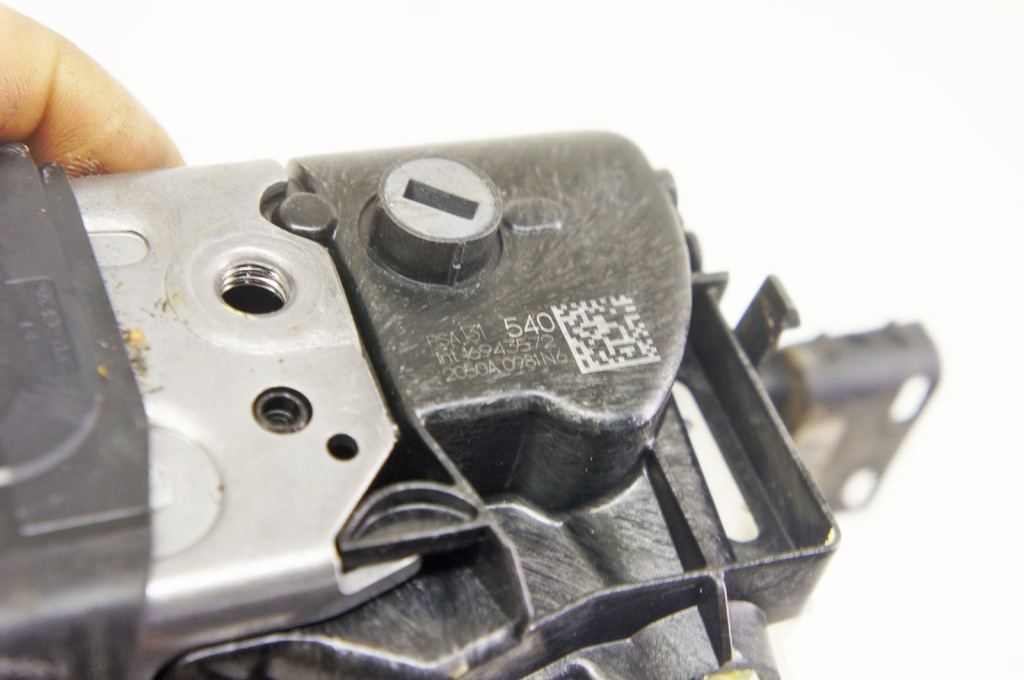 Uj198 peugeot 508 ii замок двері лівий задній 16943572 Недорого