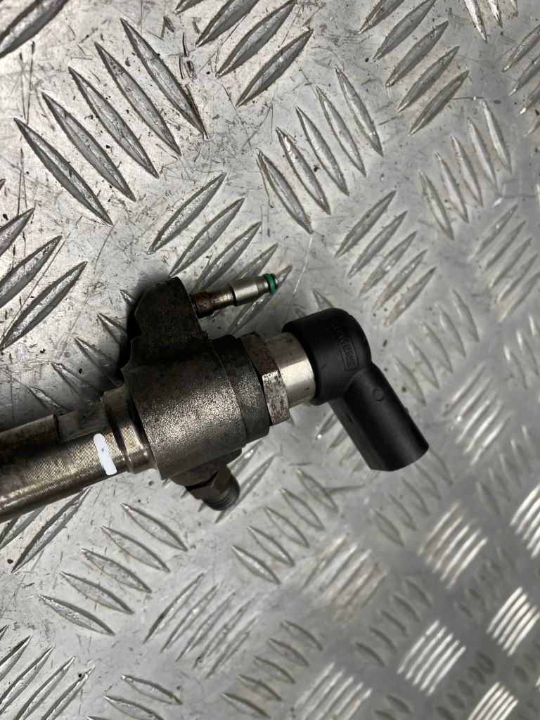 Форсунка 9674973080 peugeot 308 t7 1.6 e-hdi 07-13 в Украине