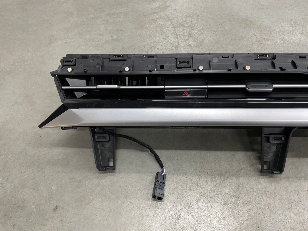 фото №5, Решётка обдув средняя vw arteon lift led dekor молдинг панели консоли