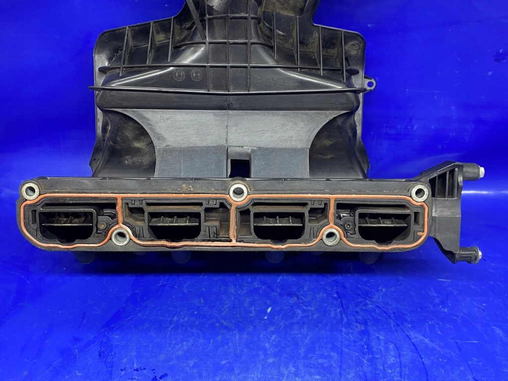 Купити Колектор впускний  dodge caliber chrysler 1.8 16v 04884495af