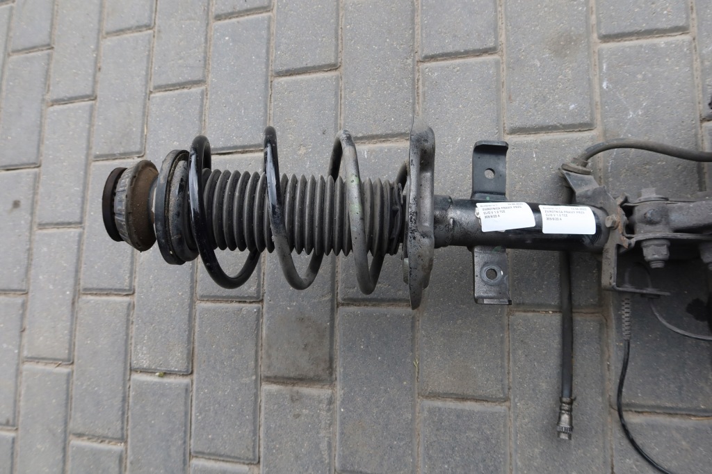 фото №3, Поворотний кулак правий перед clio v 0.9 tce