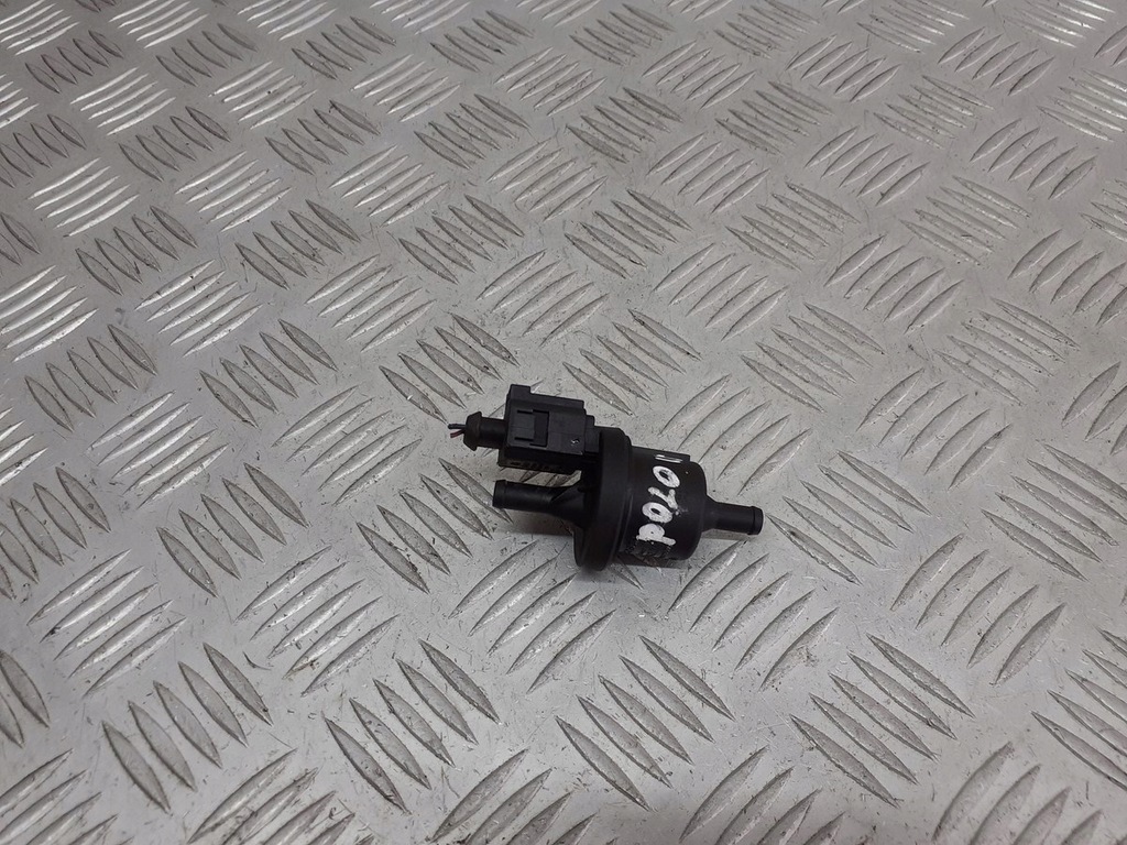 фото №1, Клапан вакууму vw polo iv 1.2