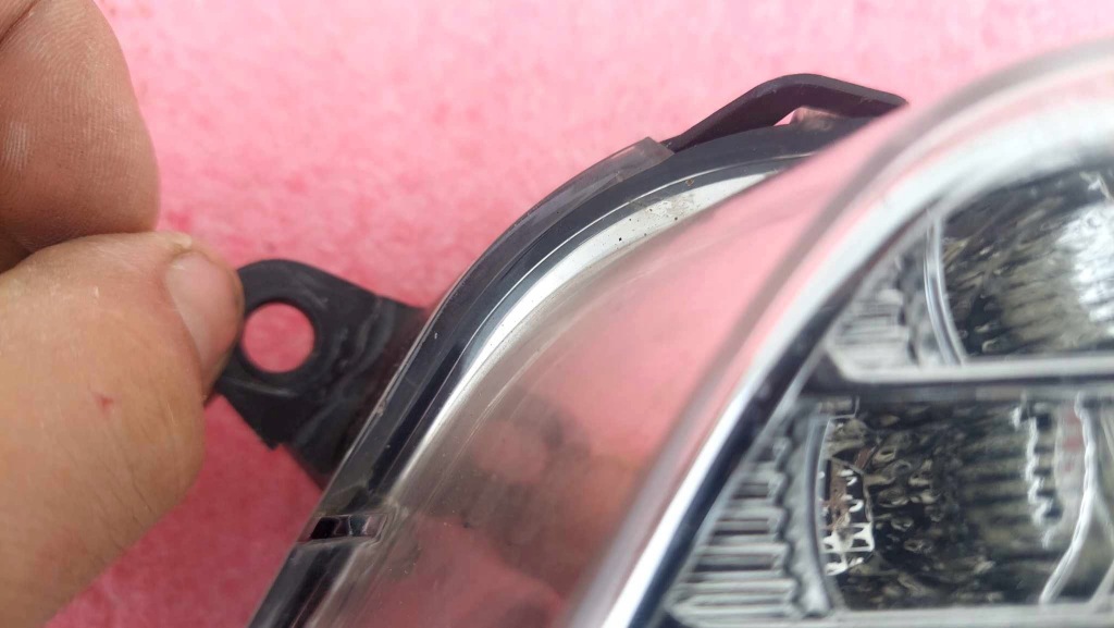 Mercedes e klasa w212 противотуманная фара led drl правый 2307 в Украине