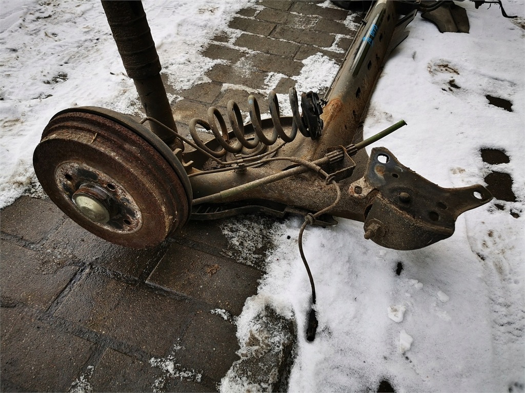 фото №3, Renault clio iv hb oś балка підвіска задня комплектна демонтаж
