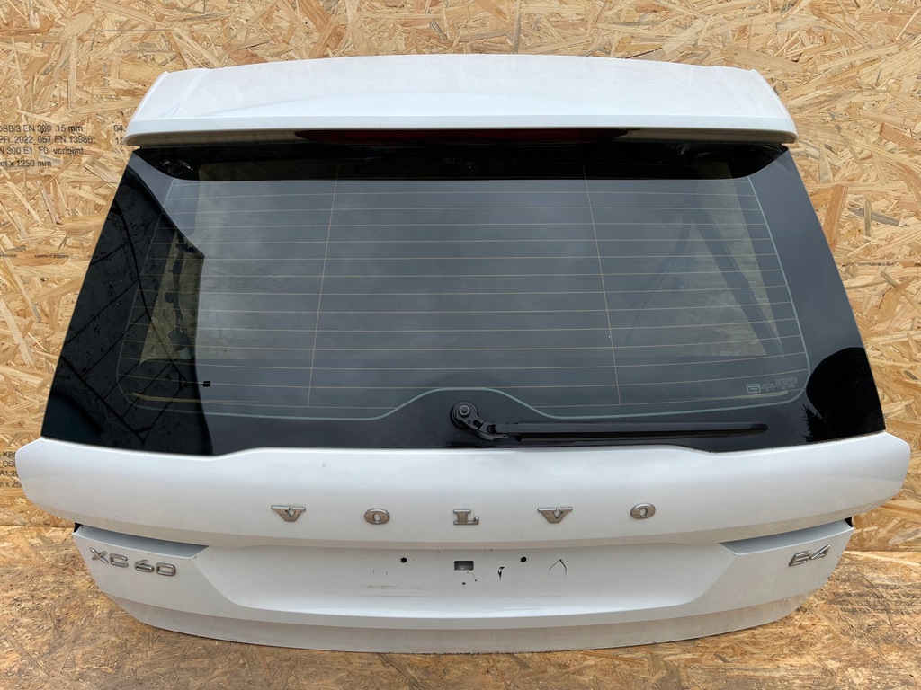 фото №1, Volvo xc60 ii крышка багажника багажника задняя