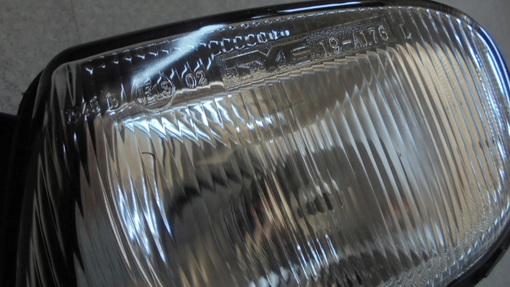 фото №3, Peugeot 307 противотуманная фара левый tyc