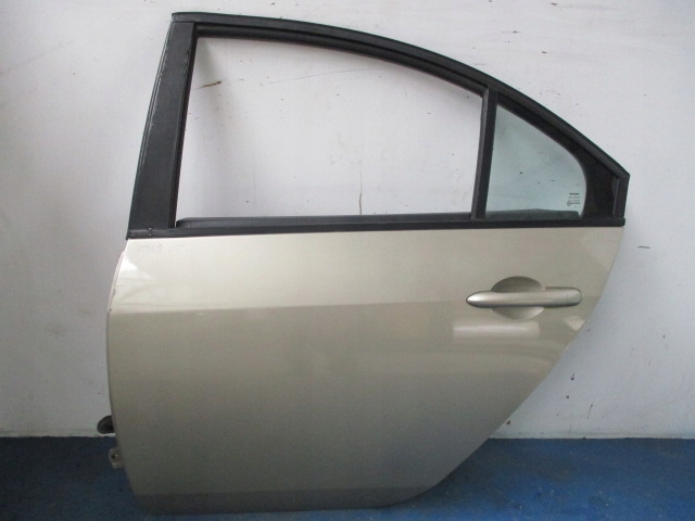 фото №1, Nissan primera p12 liftback дверь задняя левая ey2