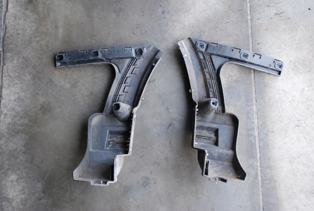 Направляющая бампера p / l задняя volvo xc90 Недорого