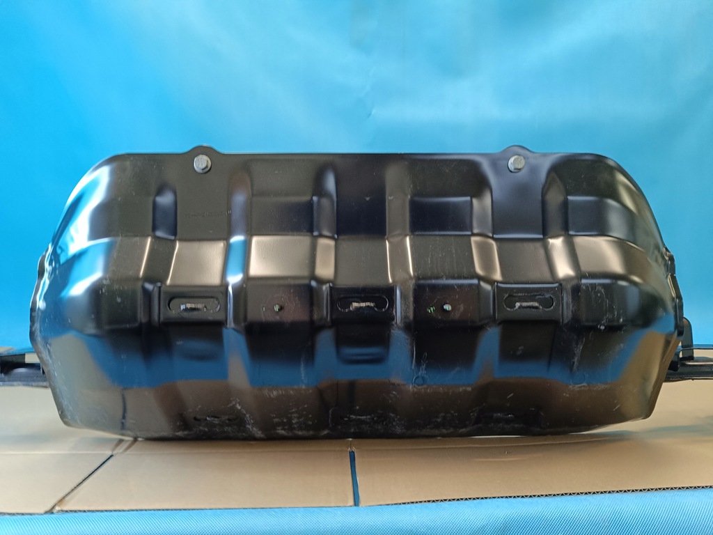 фото №12, Audi q3 f3 sportback 1.4 tfsi e 2024r кронштейн na бак топлива 5qf201055a