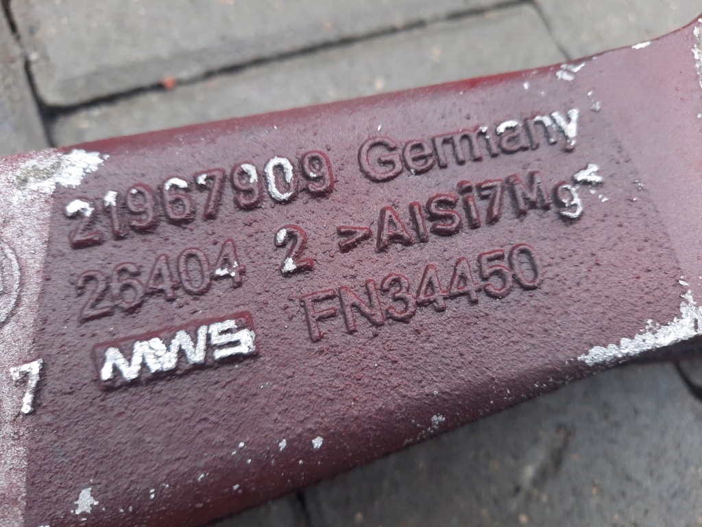 фото №3, Кронштейн кронштейн кронштейн двигуна renault gama t volvo fm 4