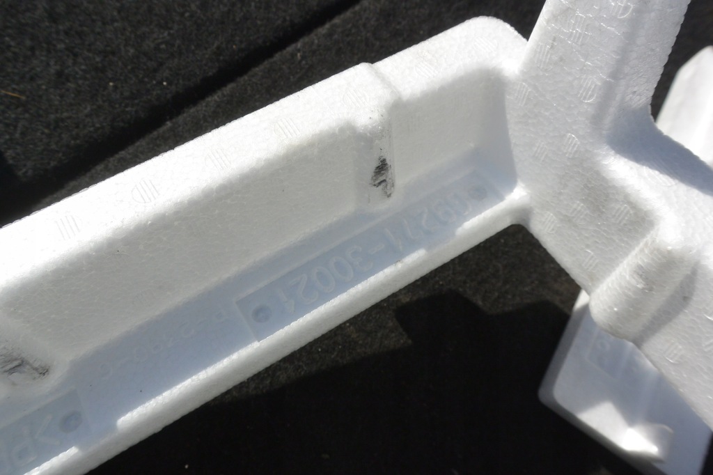 фото №9, Основание аккумулятор шумоизоляция kpl lexus gs iii 450h