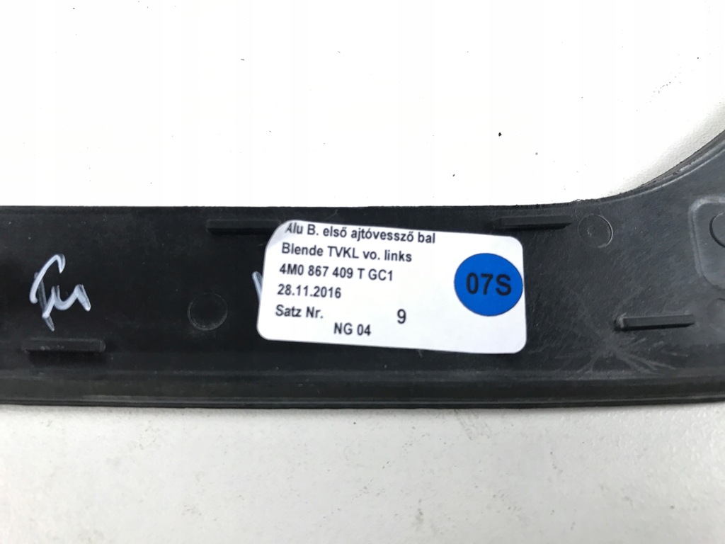 фото №8, Dekor молдинг дверь audi q7 sq7 4m 4m0867410t