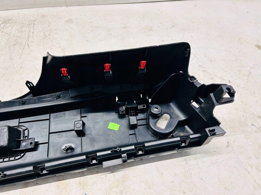 фото №11, Corolla e21 kombi обшивка багажника góra правый правая bez led obtarty