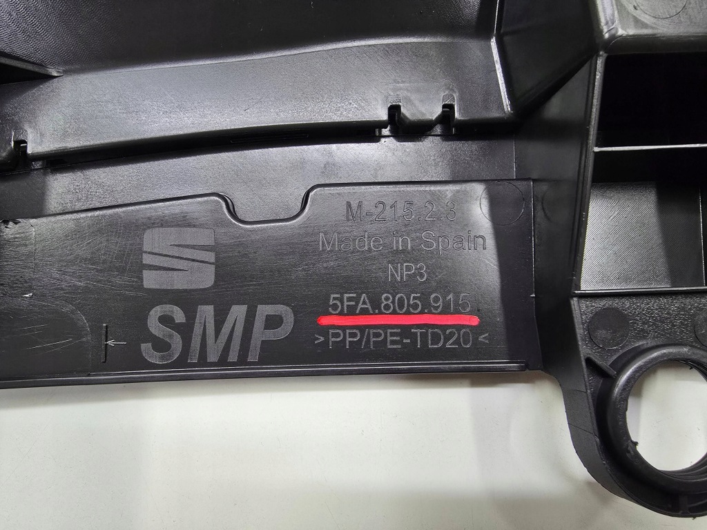 Купити Накладка верхній накладка поперечина радіатора seat leon 4 iv cupra 5fa 20- 5fa805915