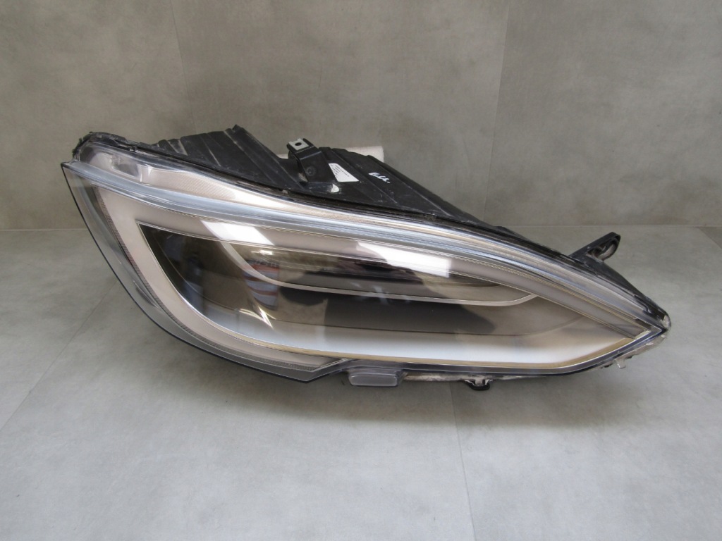 Купить Фара перед tesla s рестайлинг  led 16-20 rh правый  00202039