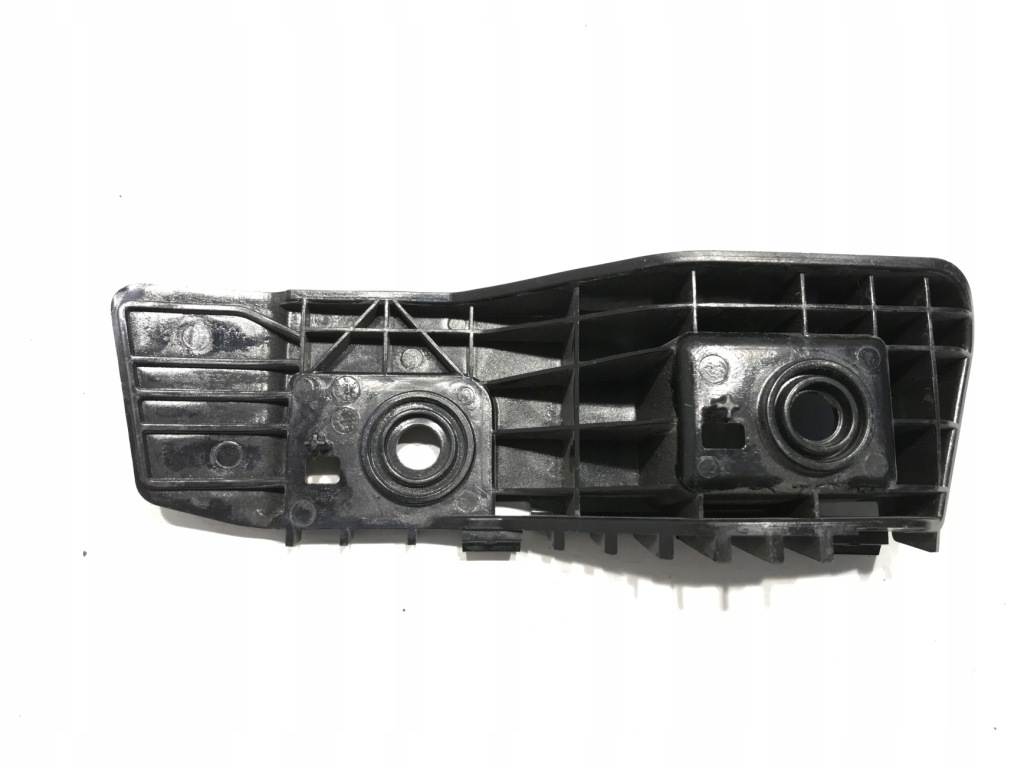 фото №1, Tesla 3 направляющая кронштейн бампера левый задняя