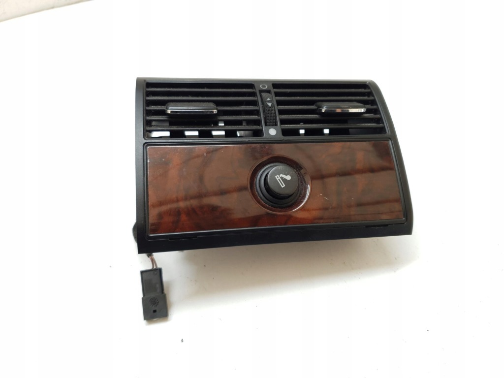 фото №3, Решітка обдув задня тунель audi a8 d2