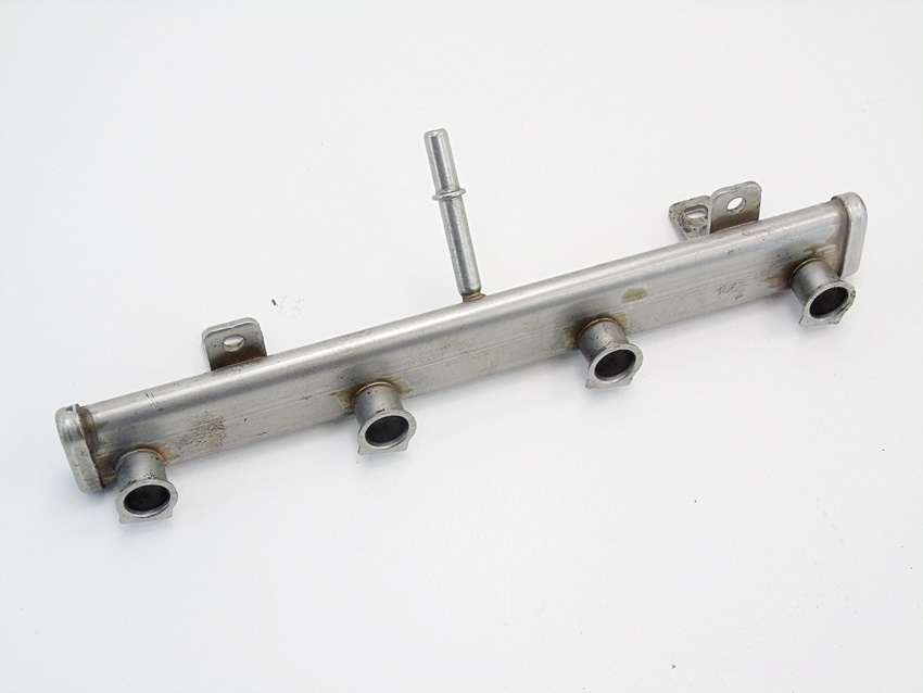 фото №3, Молдинг впрыскная 1.4 t multiair renegade dart 500x