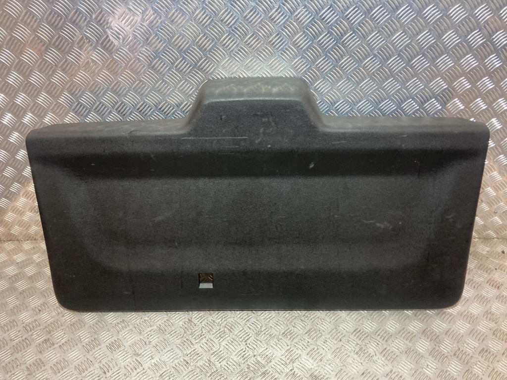 Купити Накладка кришки багажника opel combo e 18- berlingo iv