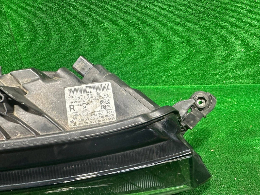Фара skoda fabia 3 рестайлинг  led правый перед европа 6v1941016d Цена