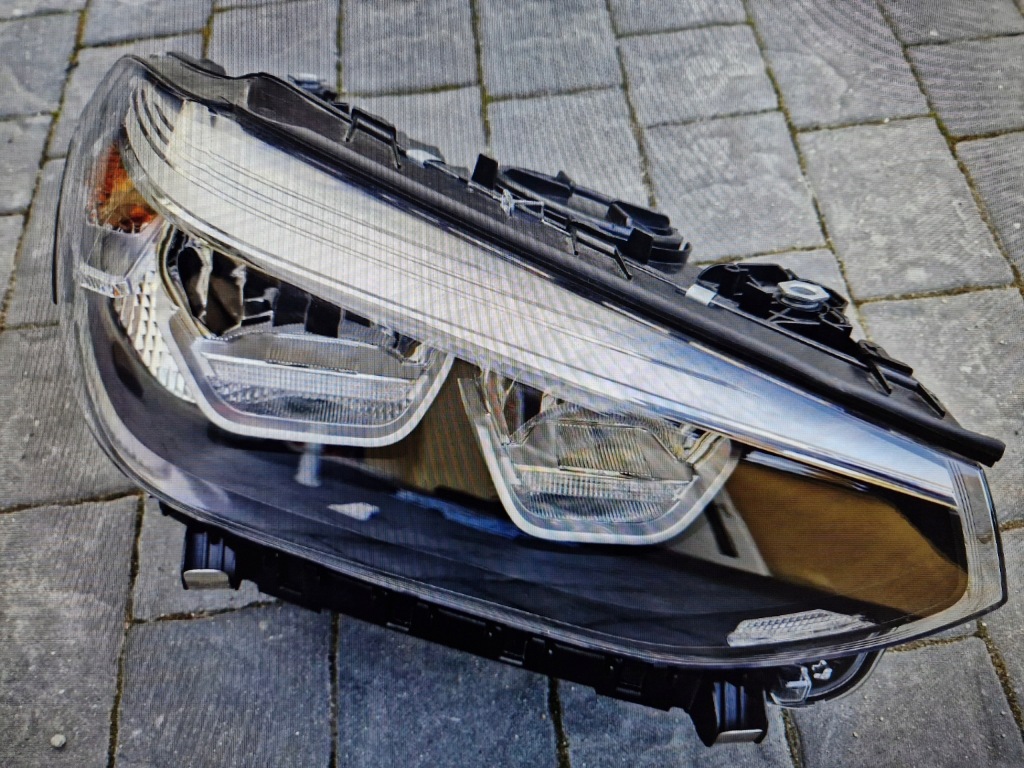 фото №1, Bmw x3 g01 права лампа звичайна led nowa оригінал europa