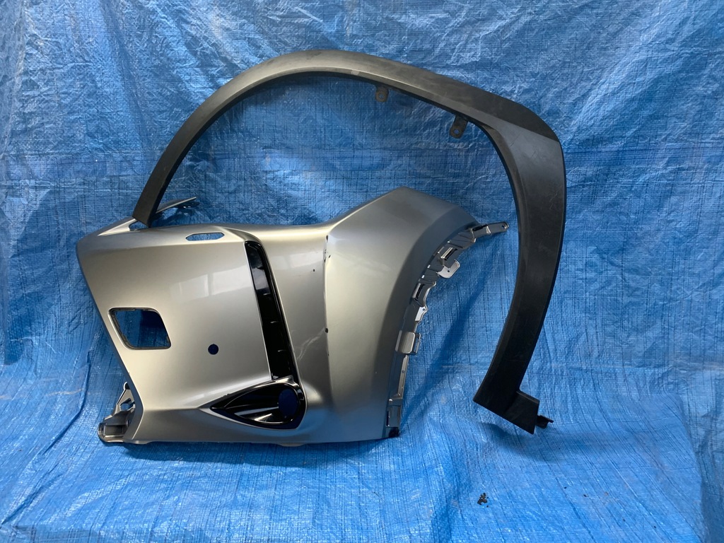 фото №1, Lexus ux бампер передний накладка решётка