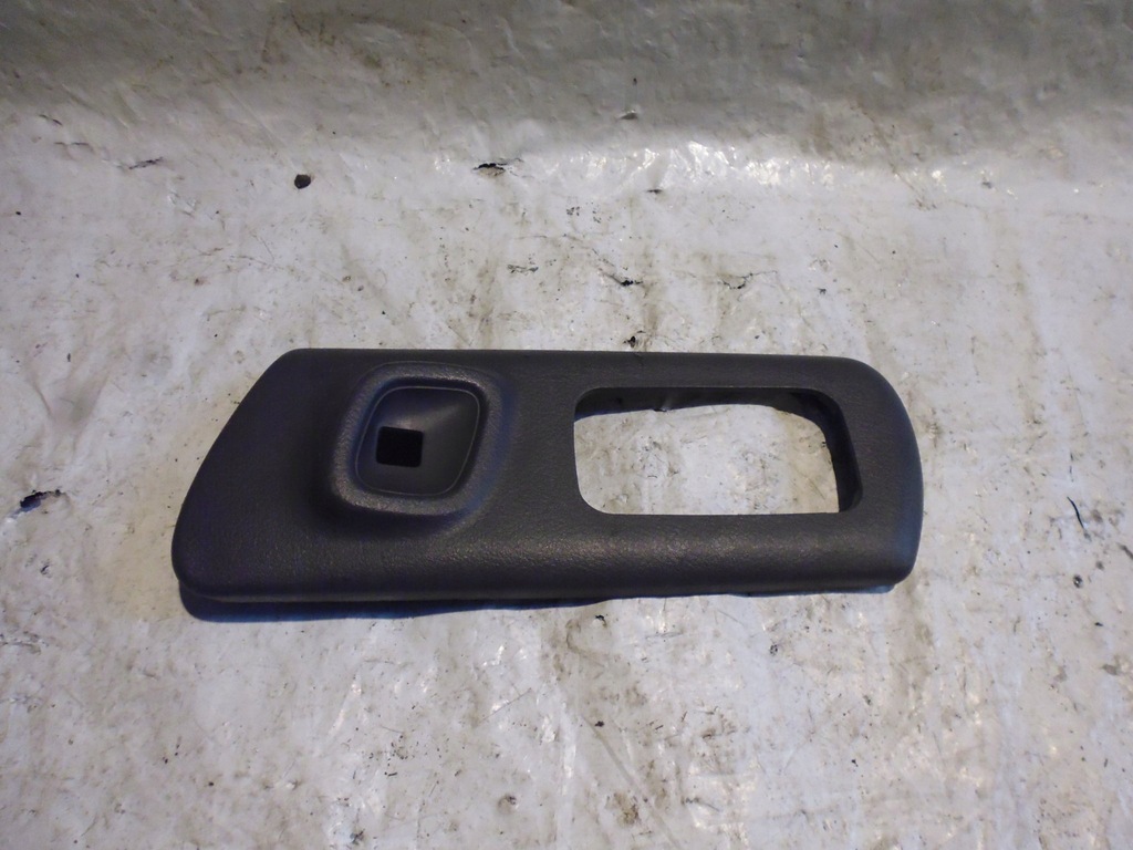 фото №1, Рамка защита дверь правая задняя subaru impreza gc