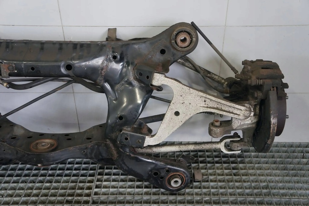 фото №5, Балка oś задняя задняя подрамник подрамник рычаг поворотный кулак infiniti q70 m30