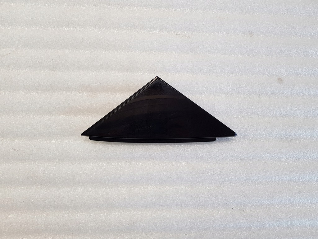 фото №1, Volvo xc40 17- заглушка трикутник двері лівих перед