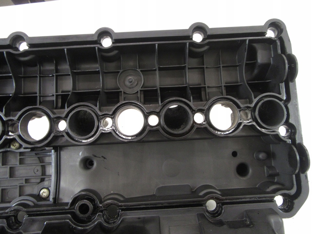 фото №5, Крышка клапанов bmw e38 e39 e46 e53 2.5 3.0 m57 167km 184km 193km 306d1