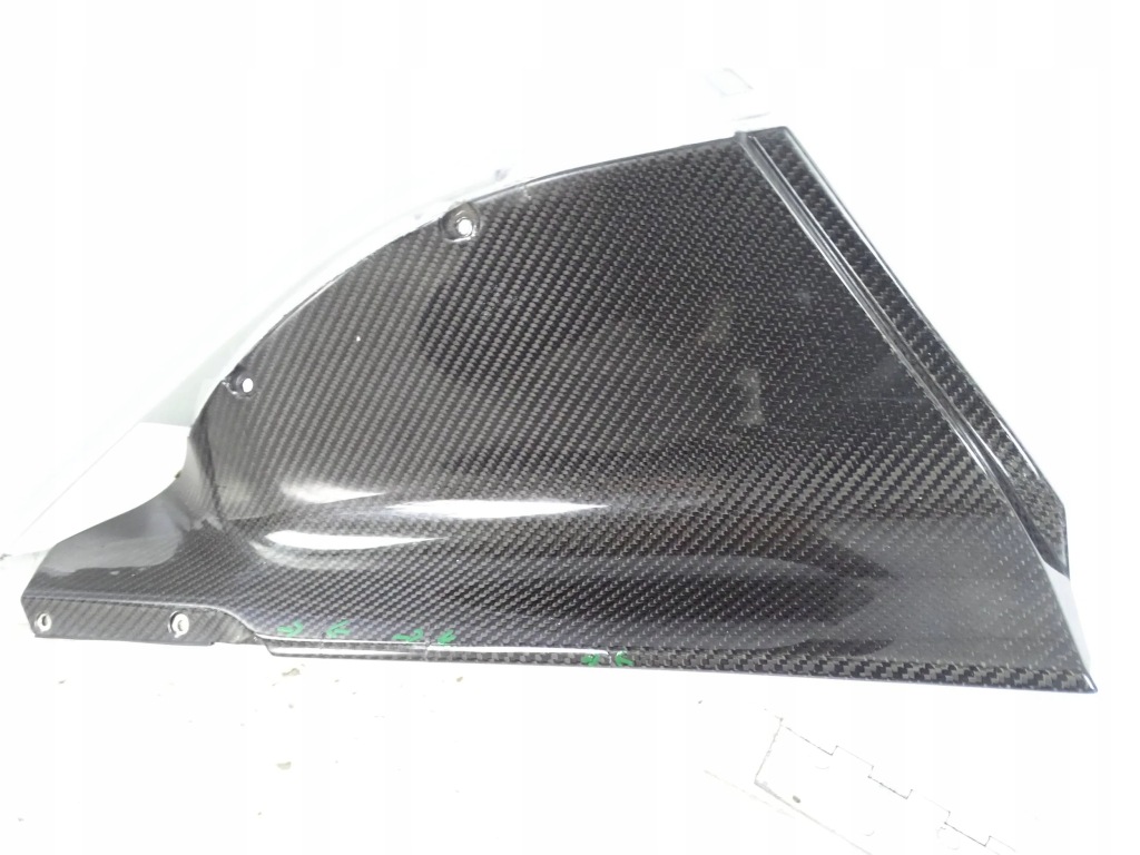 Крыло  задняя задний правый  maserati mc20 Недорого